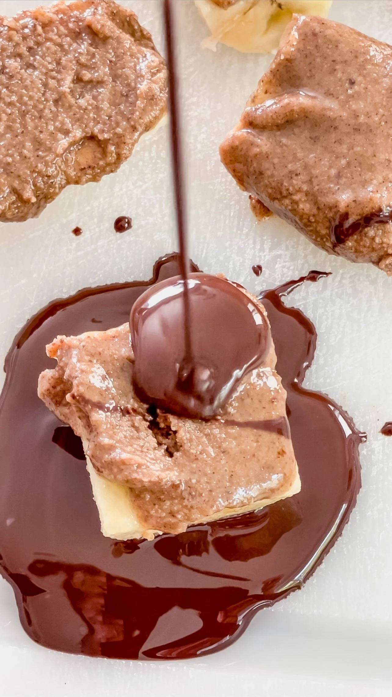 Chocolate Granola Butter Banana Bites
