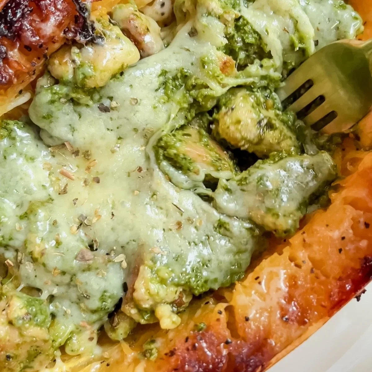 Pesto Spaghetti Squash Bowls