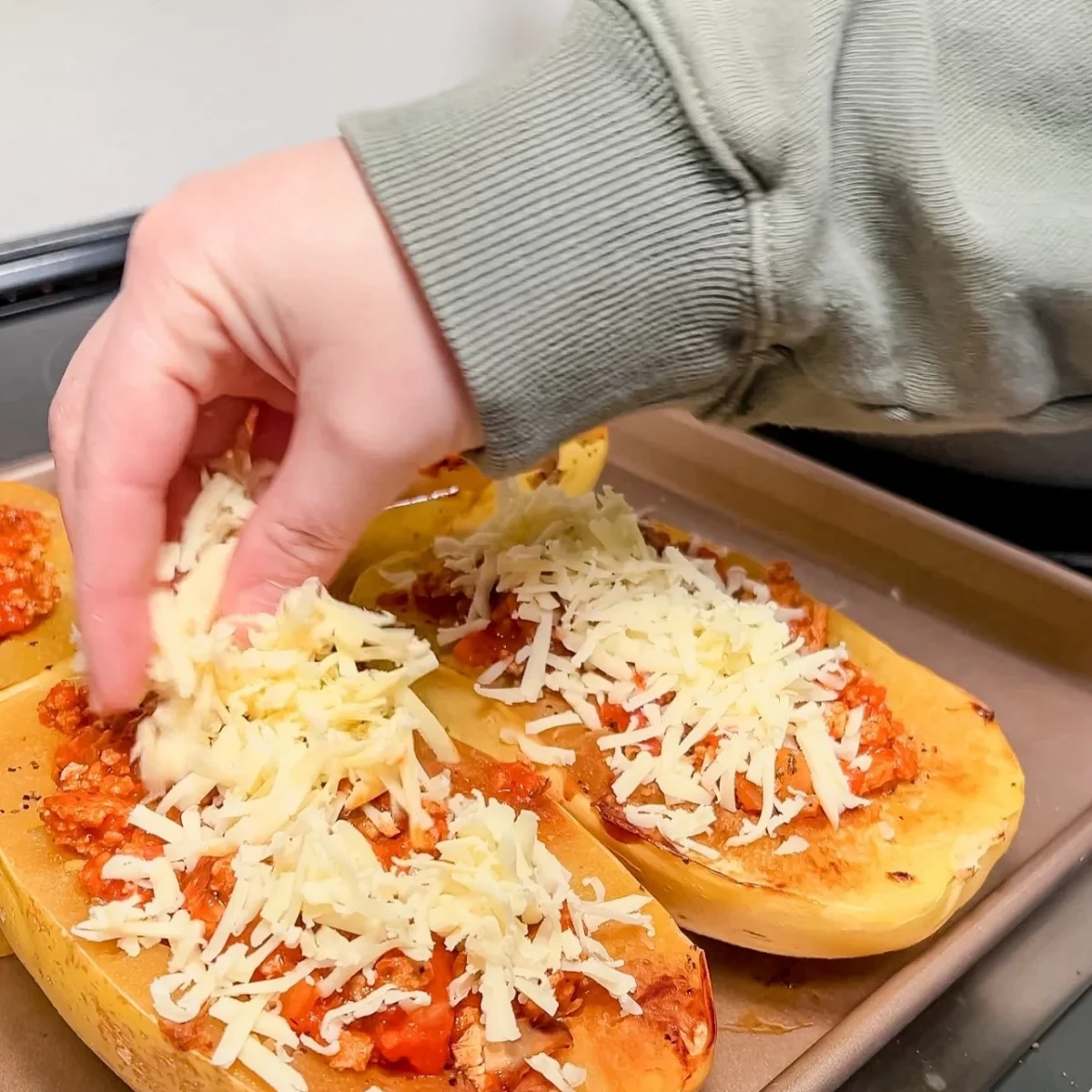 Spaghetti Squash Marinara Boats
