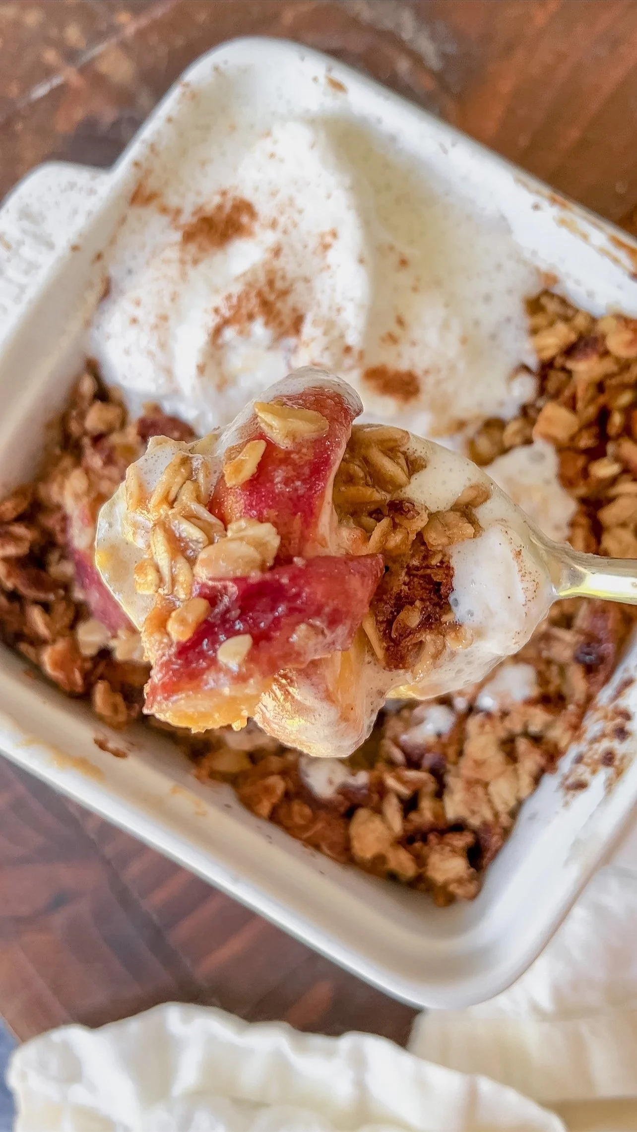 20 Minute Air Fryer Peach Crisp