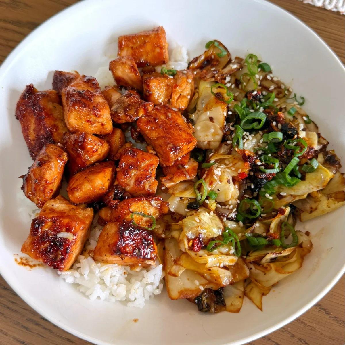 Saucy Garlic Salmon Bowls
